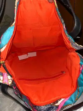 Tas Brand Lokal