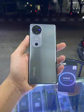 VIVO V40 5G Ram 8/256, Kondisi Mulus, Lengkap, Bergaransi.