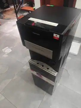 Dispenser toshiba anti bacteria pemakaian 1 tahun