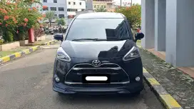 Km30rb toyota sienta q matic 2019 hitam cash kredit proses bisa