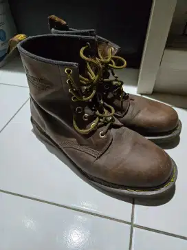 Docmart dr Martens Crazy Horse 43 boots ori