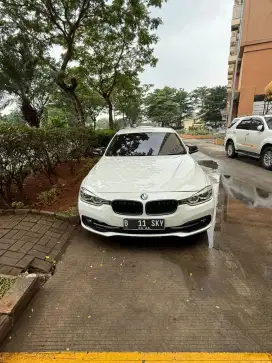 BMW 320I LCI 2016