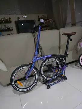 UNITED TRIFOLD 7D BARUGRESS PAJANGAN RUMAH SAJA