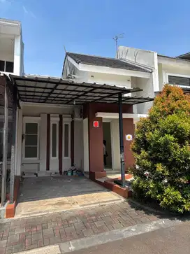 Disewakan rumah di legenda wisata
