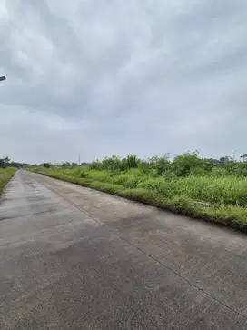 Jual tanah komersil samping moss serang