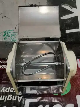 MIXER ROTI MERK FOMAC KAPASITAS 2KG NOMINUS TINGGAL PAKAI