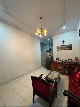 RUMAH UK 6.8X25M DI KOMP THI JELAMBAR, diri kepa, grogol