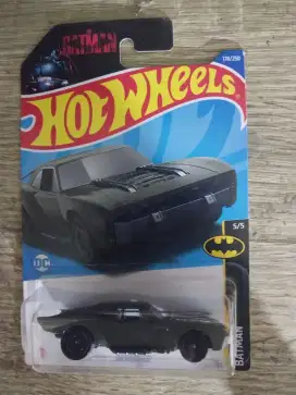 Hotwheels batmobile batman