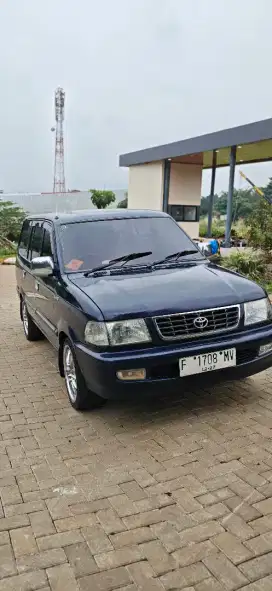 Toyota kijang Lsx efi 1.8 mt 2001