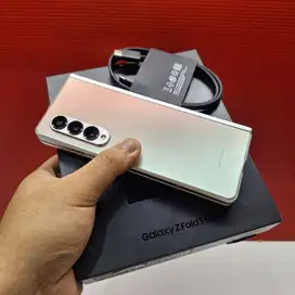 FULLSET Samsung Galaxy Z FOLD 3 5G 12/512GB Silver 100% RESMI MULUS