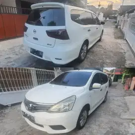 Grand Livina SV 2014 Matic Putih