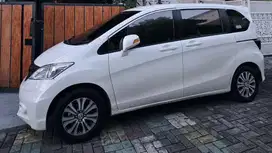 Jual mobil pribadi siap pakai