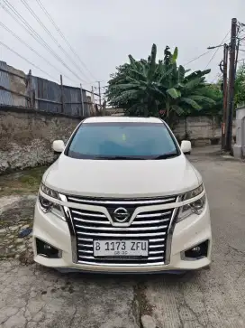 ELGRAND HWS BONUS 31 jt JUAL CEPAT BU ASURANSI ALLRISK Sampai 06 2026