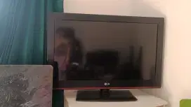 LG 32 inch series 32CS410