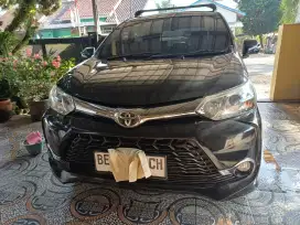 Avanza veloz AT 2016 HITAM