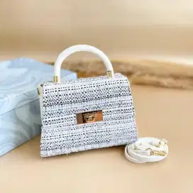 Tas wanita DAVINA slingbag