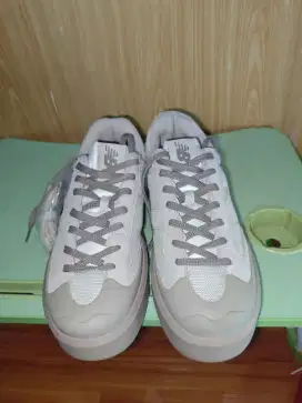 SEPATU NEW BALANCE BARU