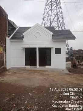 Rumah cost cantik pinggir jalan desa