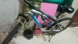 Di jual sepeda gunung masih mulus