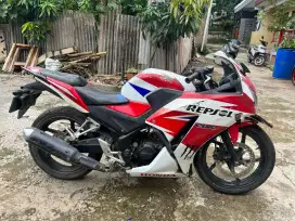 Honda cbr 2015 plat z lengkap