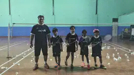 kursus/latihan private badminton