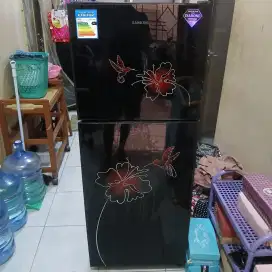 Kulkas 2 pintu sanken