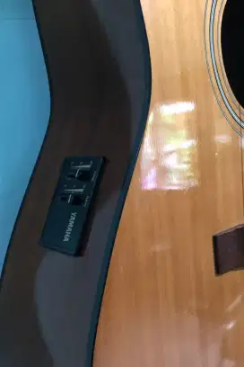 Akustik elektrik Yamaha FX310 ORIGINAL