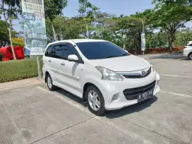 TOYOTA AVANZA VELOZ 1.5 MANUAL 2013