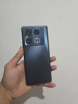 Infinix note 40S layar curve