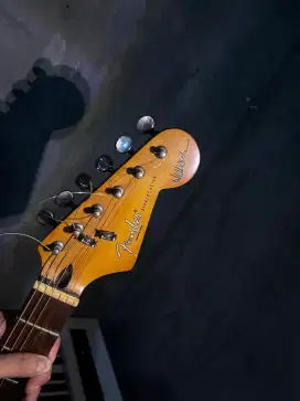 GITAR FENDER STRATOCASTER SIGNATURE SERIES JEEFBECK (CUSTOM)