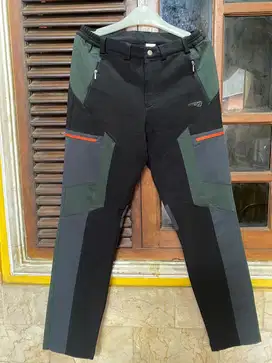 Celana outdoor import triff size 32/33