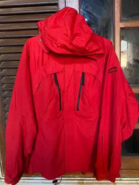 Jaket outdoor anti air slazenger kucingg hitam