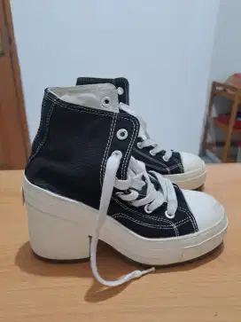 SEPATU WANITA BOOT