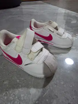 Sepatu anak cw NIKE