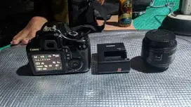 Kamera DSLR Canon EOS Rebel T3 (1100D)