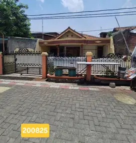 RUMAH DENGAN TANAH BESAR DI JL MEDOHO GAYAMSARI SEMARANG 2008