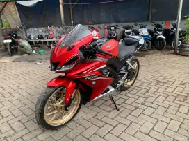 R 15 new 2018. Km 19.000 an