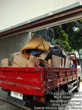Jasa buang puing dan sampah