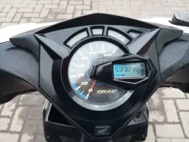 Beat Deluxe iss 2020. Pajak hidup