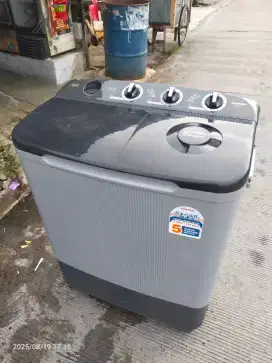Mesin cuci Sanken