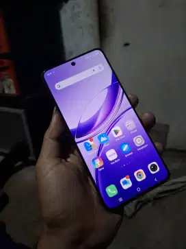Vivo V50 lite 4G ram 8/256gb HP CHarger