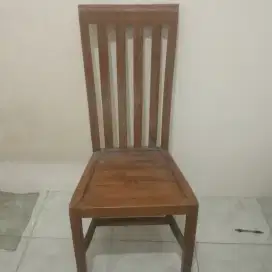Mau dijual cuma dua kursi ini aja jati jepara