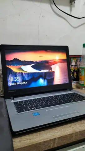 Lenovo ram 2 gb...perlengkapan tas,charger,modem