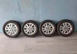 Velk dan ban ORI Mobilio
