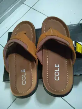Dijual ssndal pria merk Cole
