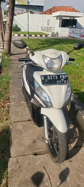 Honda spacy 2011