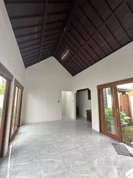 Disewa Villa Baru di Umalas Bumbak