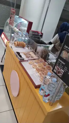 Kary donut utk di outlet blok M Hub jkt