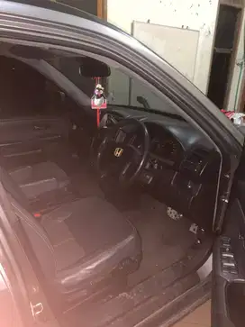 Mobil C-RV 2016 abu abu Metalik automatis siap pakai