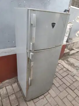 Kulkas Sharp 2pintu